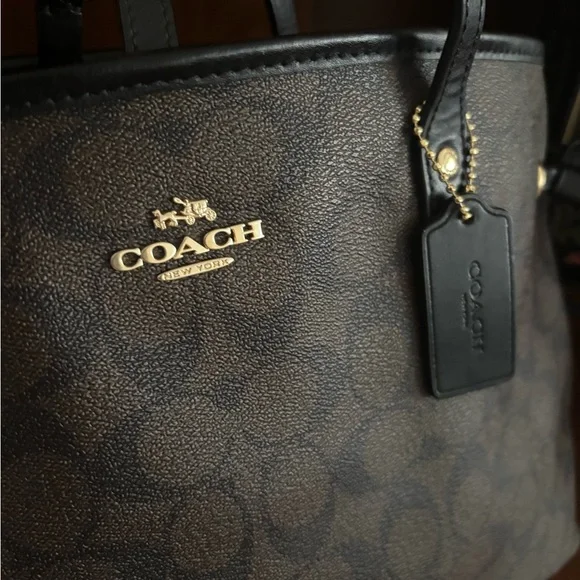 Coach Black and Brown Tote Bag - Picture 2 of 10
